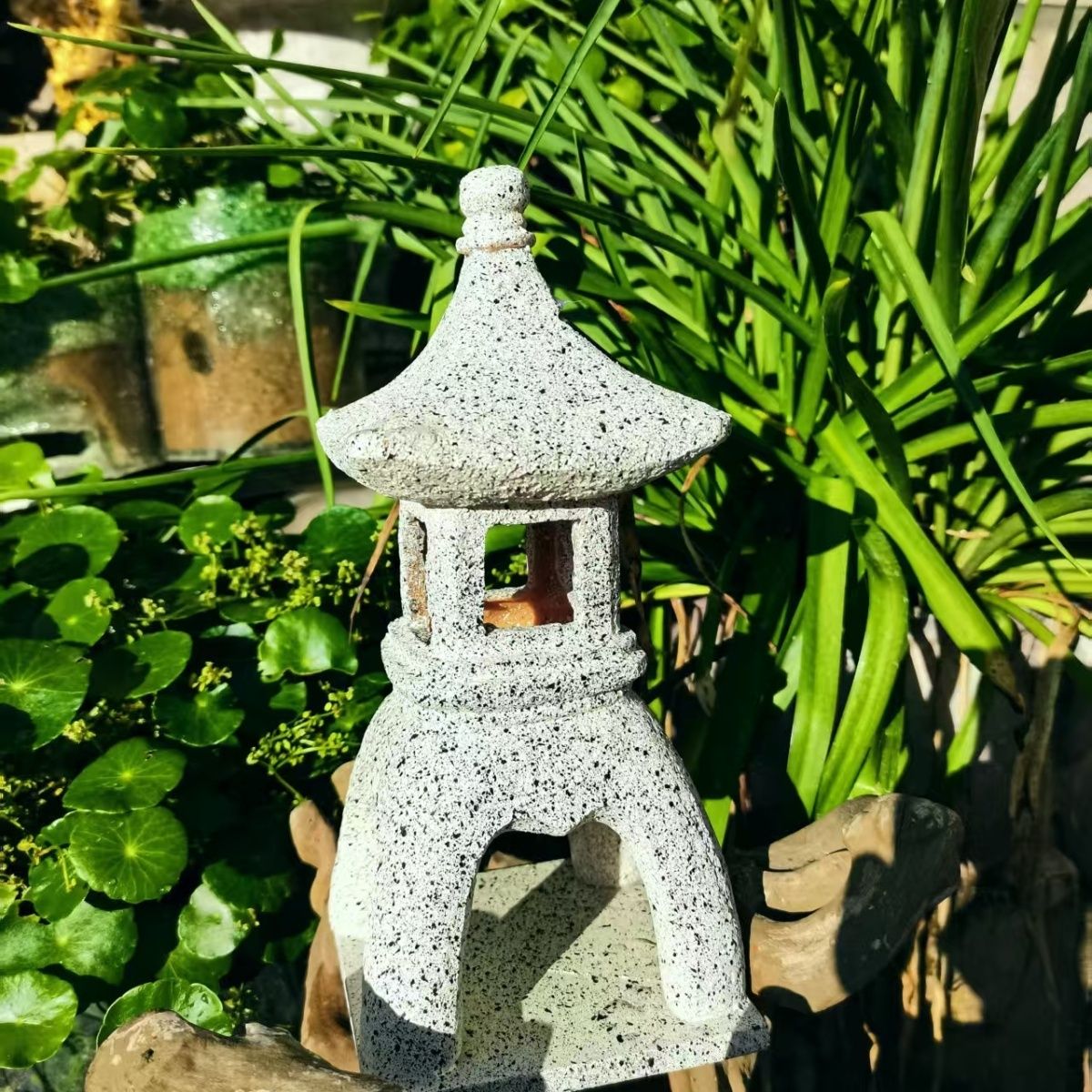 Pagoda Solar Decor Garden Ligh - Outdoor Lighting Japanese recension och pris